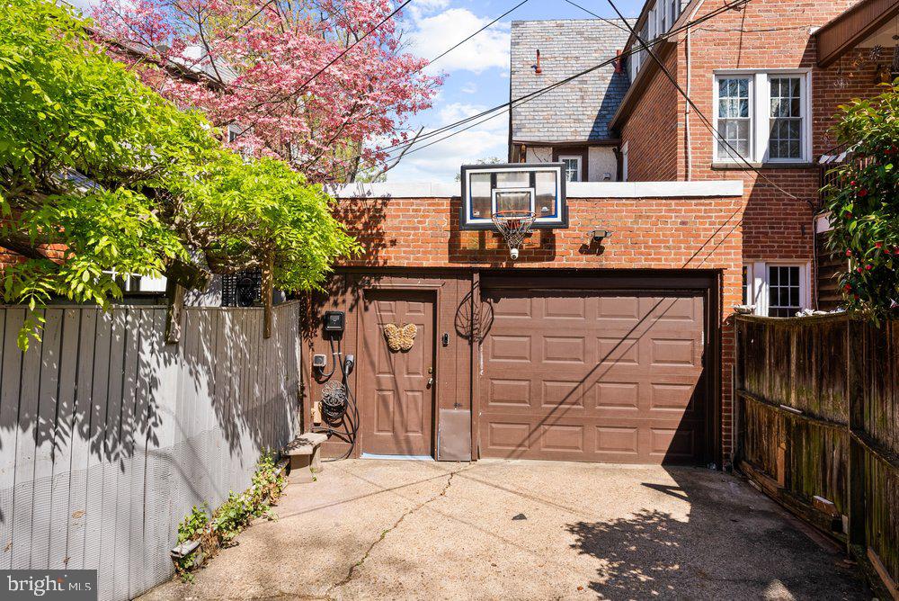 4400 Q Street Northwest Washington, DC 20007 - Photo 44 of 52 Attached Garage
