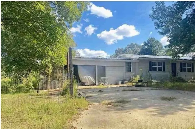 $88,000 | 20 County Road 3330, Mount Pleasant, TX 75455