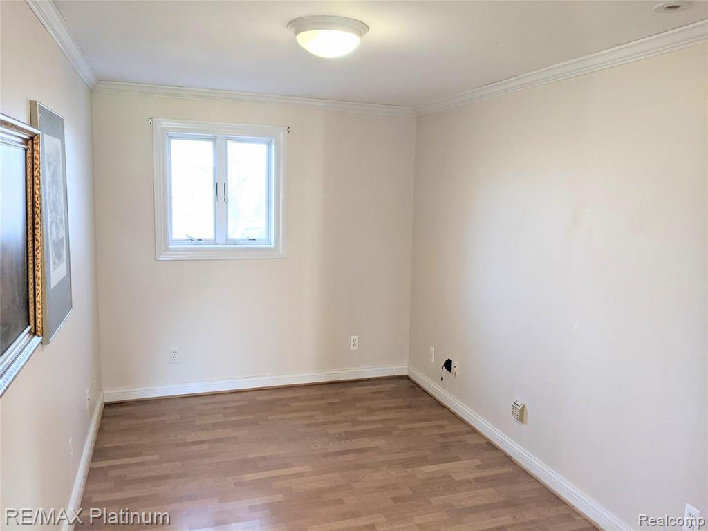 18819 Ridge Road Northville, MI 48167 - Photo 29 of 83