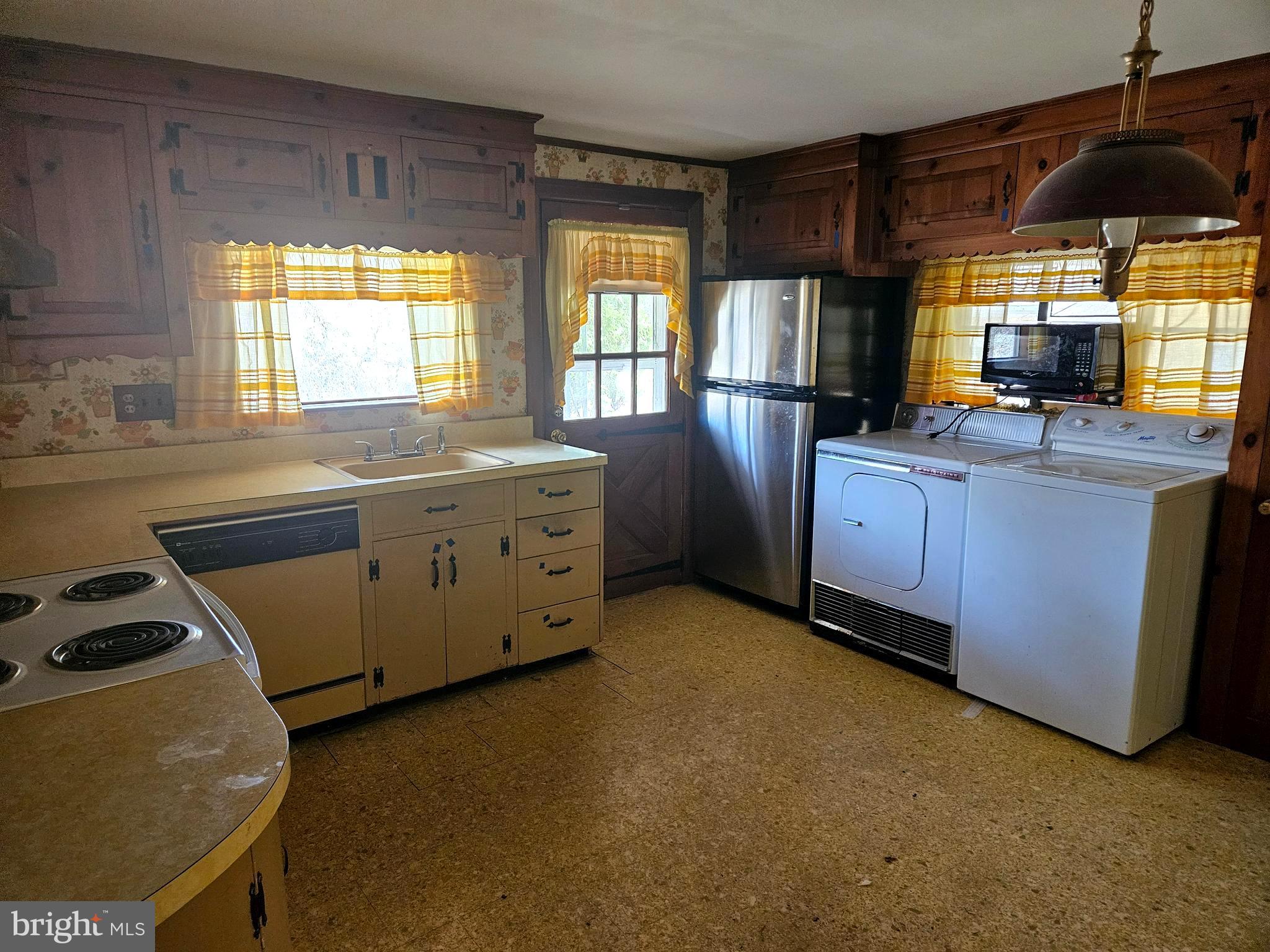 1130 McKean Road Ambler, PA 19002 - Photo 8 of 32 Kitchen