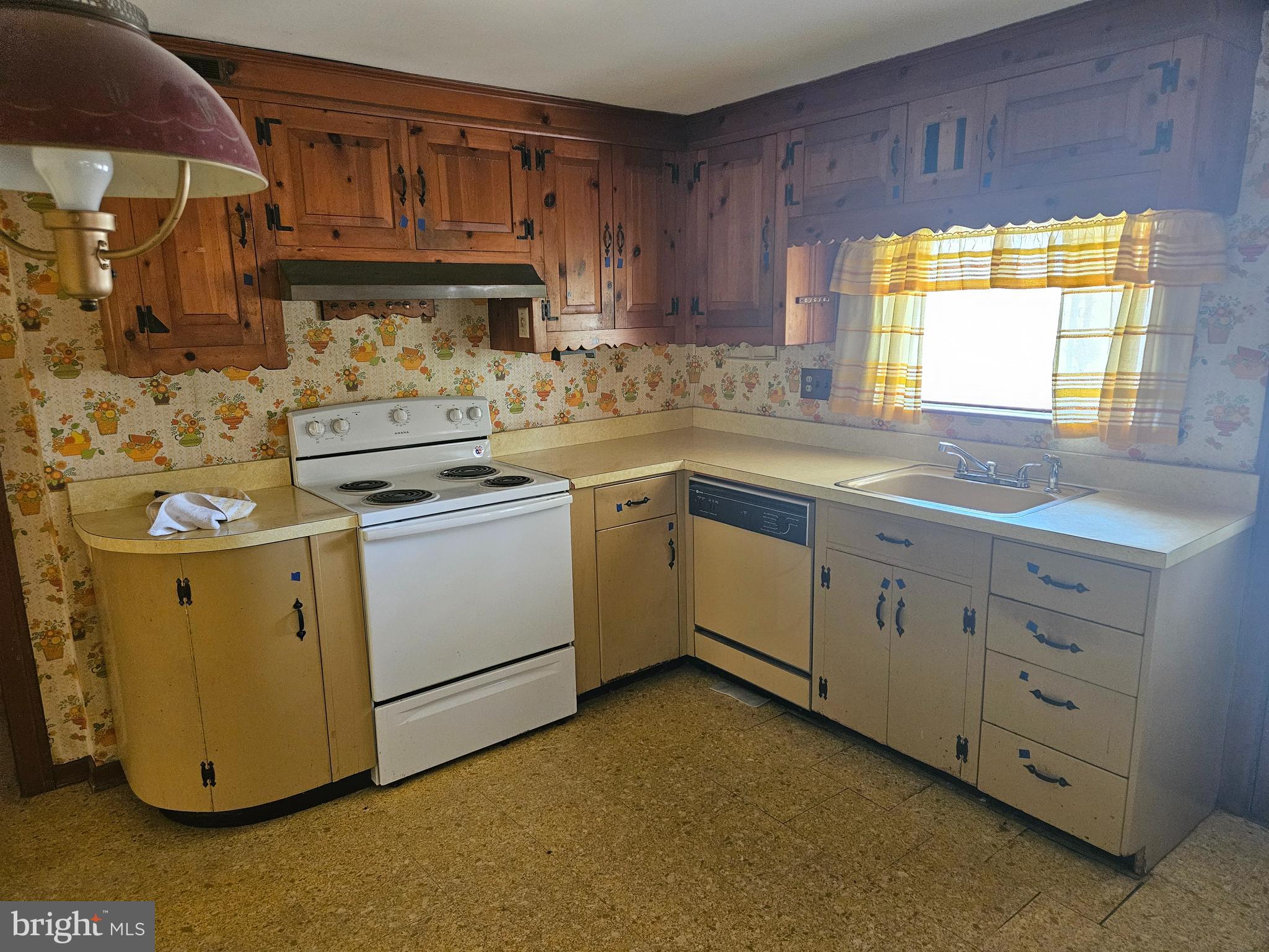 1130 McKean Road Ambler, PA 19002 - Photo 9 of 32 Kitchen