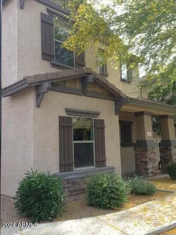 a front view of house with yard