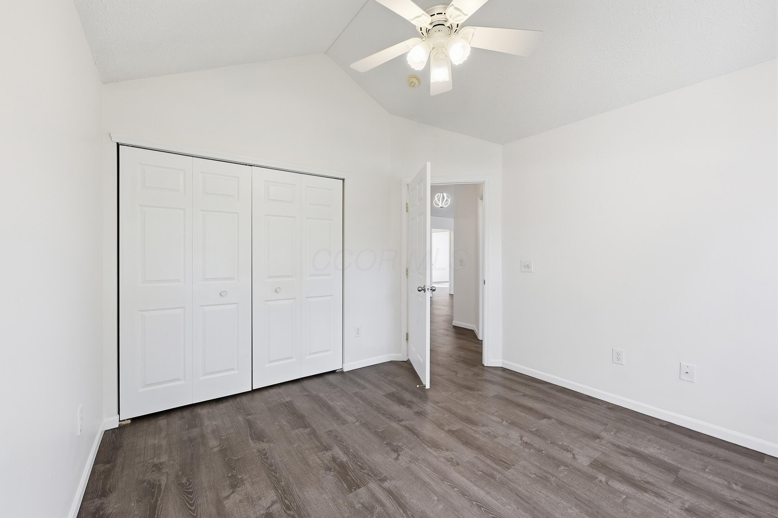 3592 Stoneway Point Powell, OH 43065 - Photo 25 of 33
