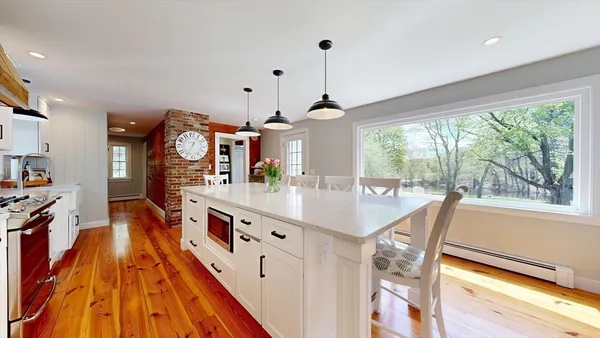 $1,395,000 | 375 Linebrook Road, Ipswich, MA 01938