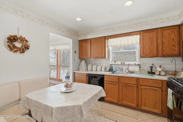 $640,000 | 13 Heritage Drive, Howell, NJ 07731