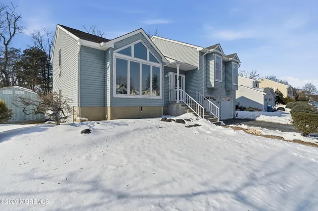 $640,000 | 13 Heritage Drive, Howell, NJ 07731