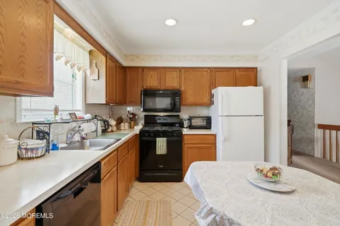 $640,000 | 13 Heritage Drive, Howell, NJ 07731