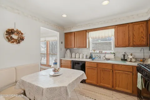 $640,000 | 13 Heritage Drive, Howell, NJ 07731