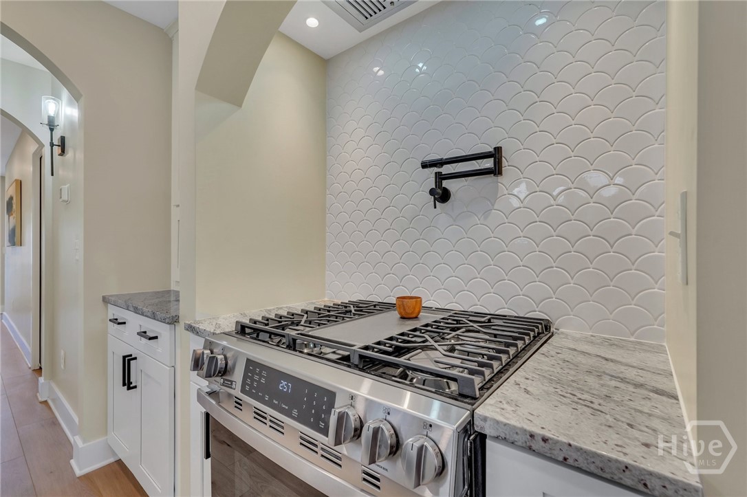 402 East 57th Street Savannah, GA 31405 - Photo 15 of 49