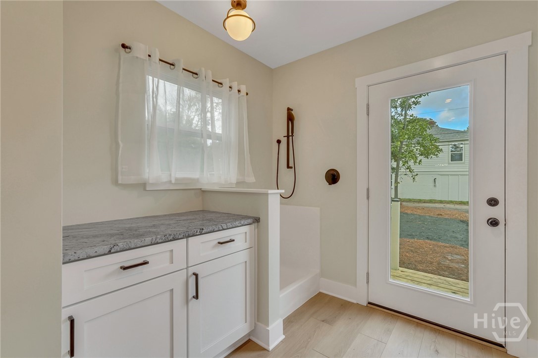 402 East 57th Street Savannah, GA 31405 - Photo 27 of 49