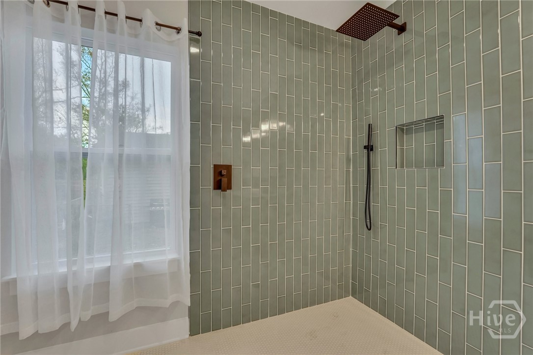 402 East 57th Street Savannah, GA 31405 - Photo 32 of 49