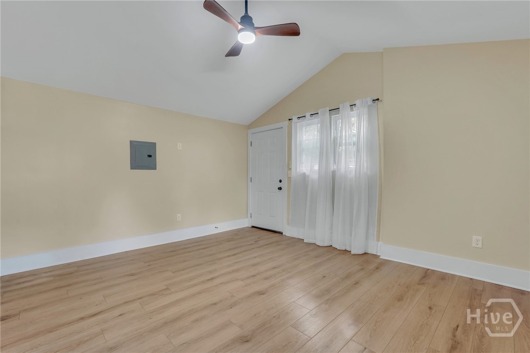 402 East 57th Street Savannah, GA 31405 - Photo 37 of 49