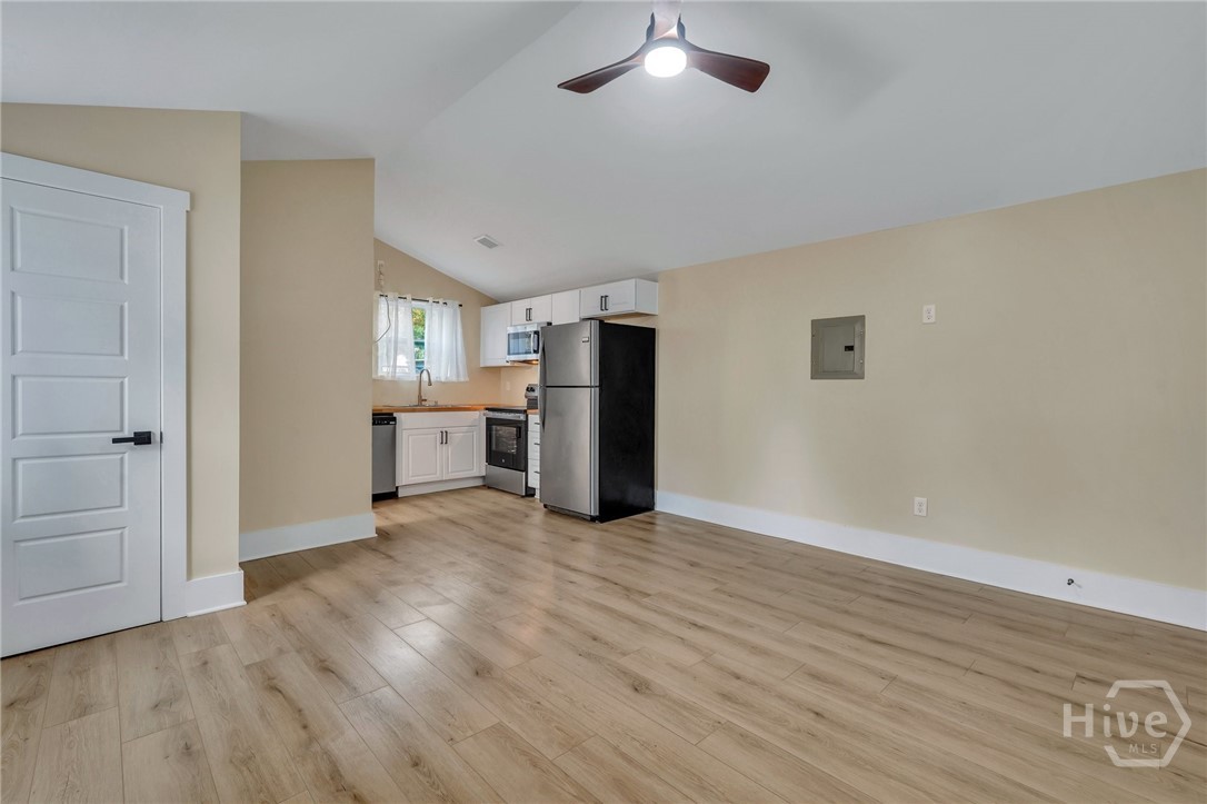 402 East 57th Street Savannah, GA 31405 - Photo 38 of 49