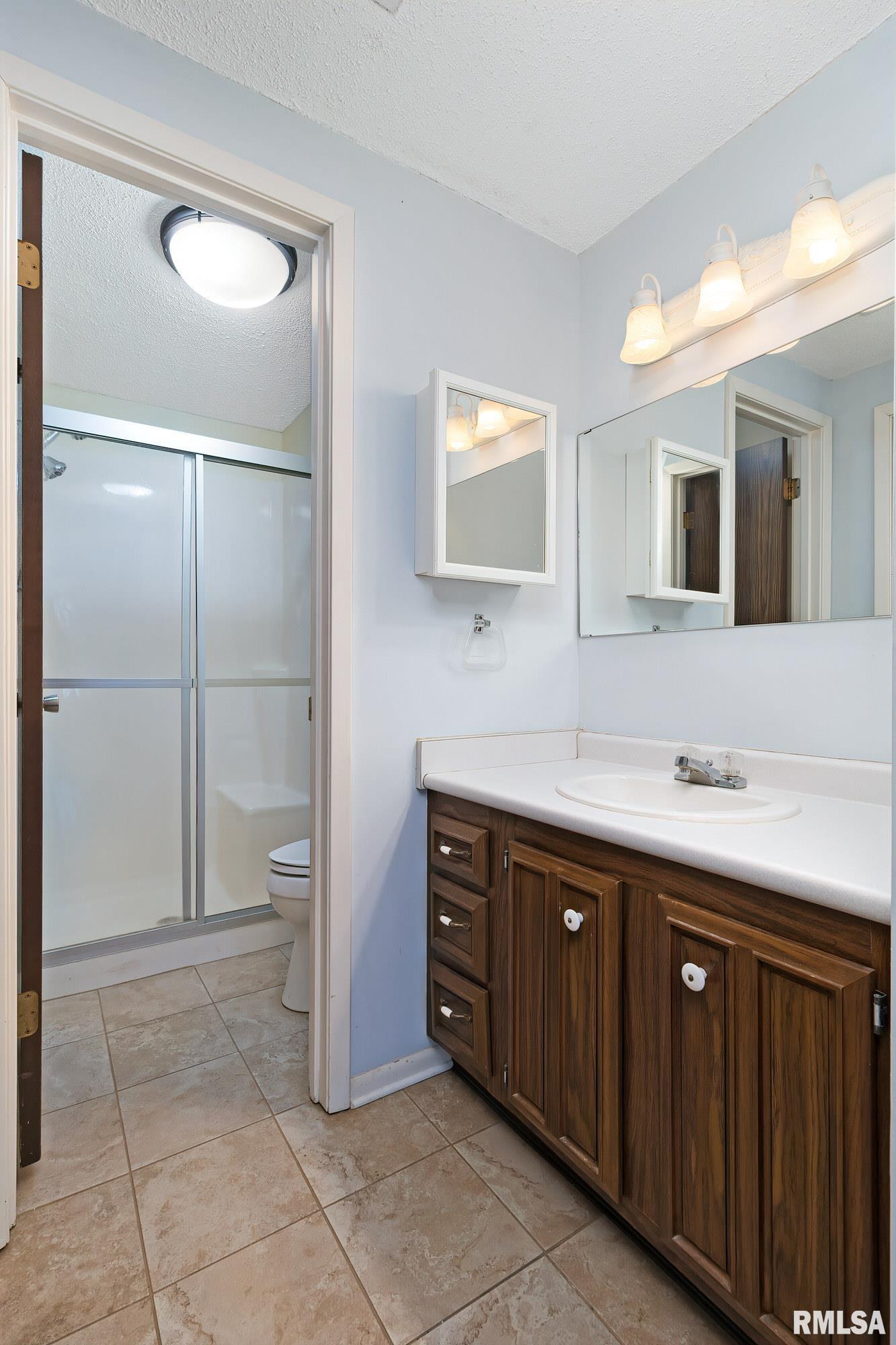 1360 Kimberly Ridge Road, Unit 100 Bettendorf, IA 52722 - Photo 19 of 25 Gallery Image 19