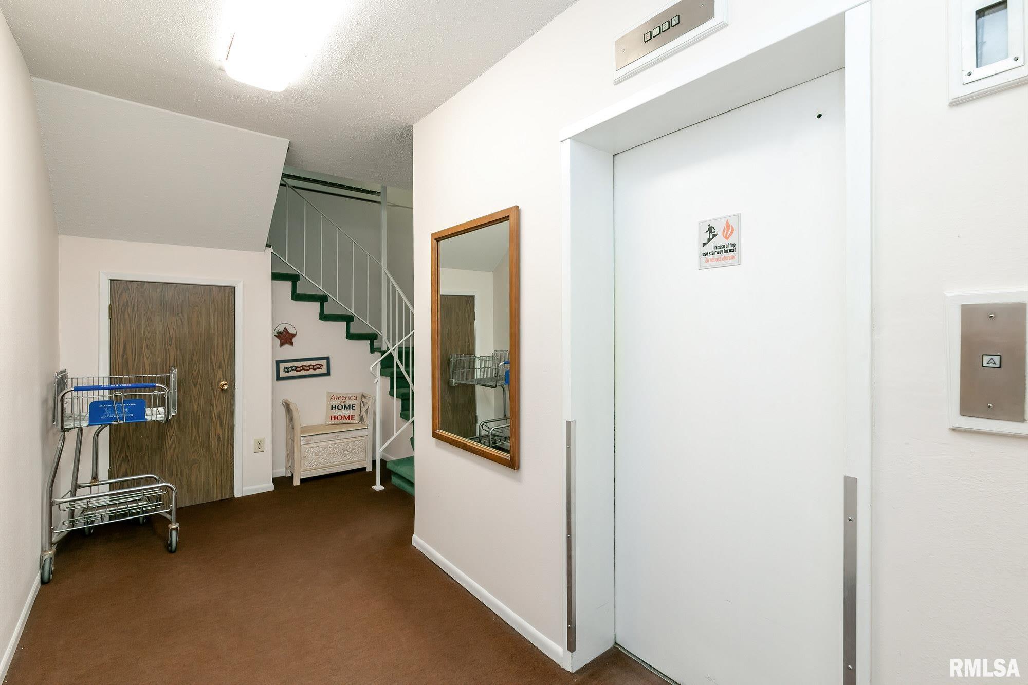 1360 Kimberly Ridge Road, Unit 100 Bettendorf, IA 52722 - Photo 24 of 25 Gallery Image 24