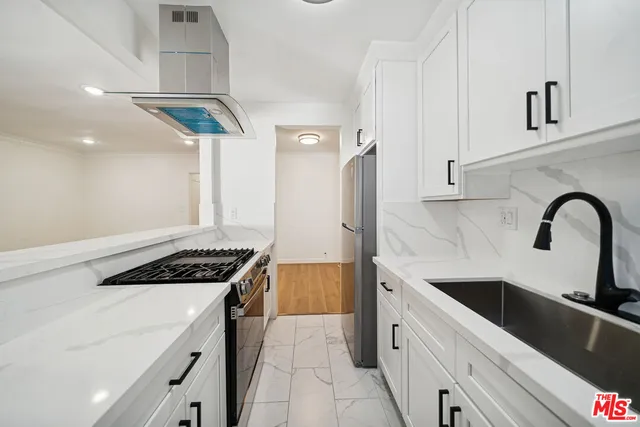 $2,395 | 1206 Hayworth Avenue, Unit 10, West Hollywood, CA 90046