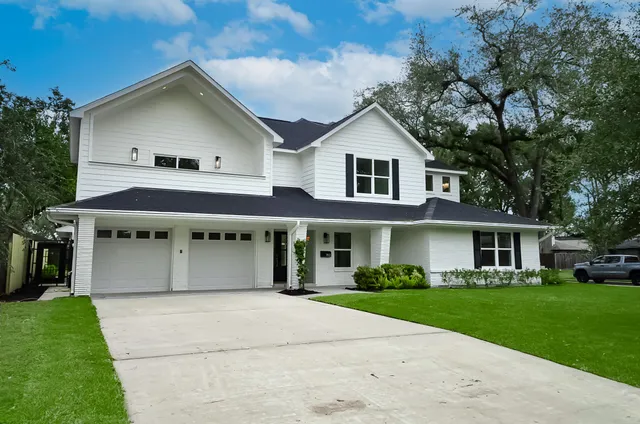 $1,290,000 | 702 Azaleadell Drive, Houston, TX 77018