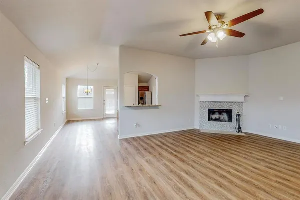 $2,150 | 144 Old Settler's Trail, Waxahachie, TX 75167