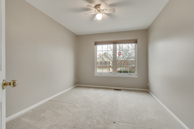 6264 Formoor Lane Gurnee, IL 60031 - Photo 11 of 20