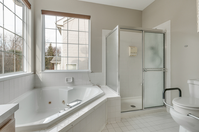 6264 Formoor Lane Gurnee, IL 60031 - Photo 8 of 20