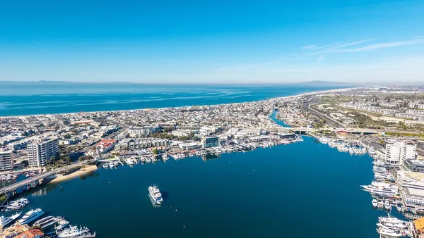 $1,350,000 | 101 Scholz Plaza, Unit PH16, Newport Beach, CA 92663