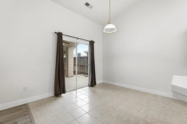 $449,950 | 737 Harbor Drive, Madera, CA 93637