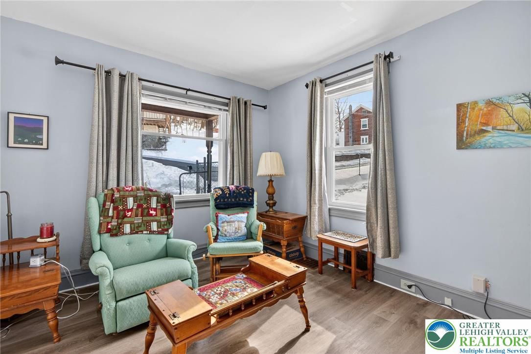 420 7th Street Slatington, PA 18080 - Photo 22 of 54 Living Room