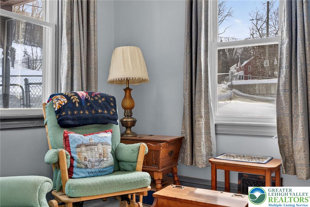 420 7th Street Slatington, PA 18080 - Photo 23 of 54 Living Room