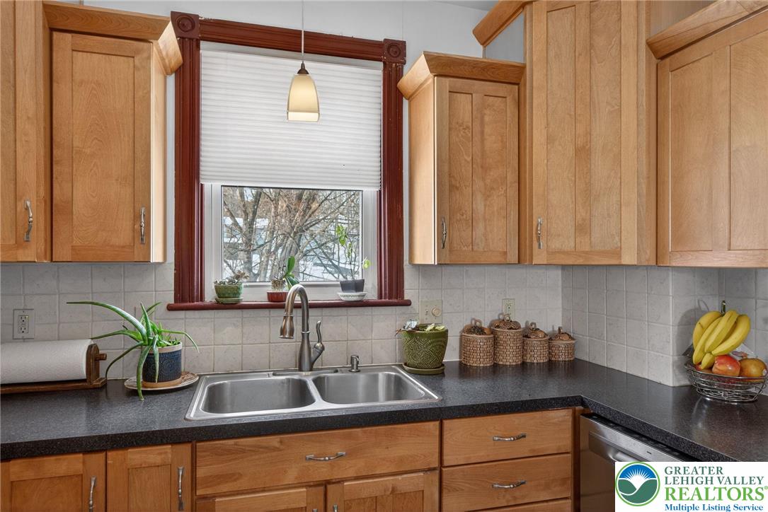 420 7th Street Slatington, PA 18080 - Photo 36 of 54 Kitchen