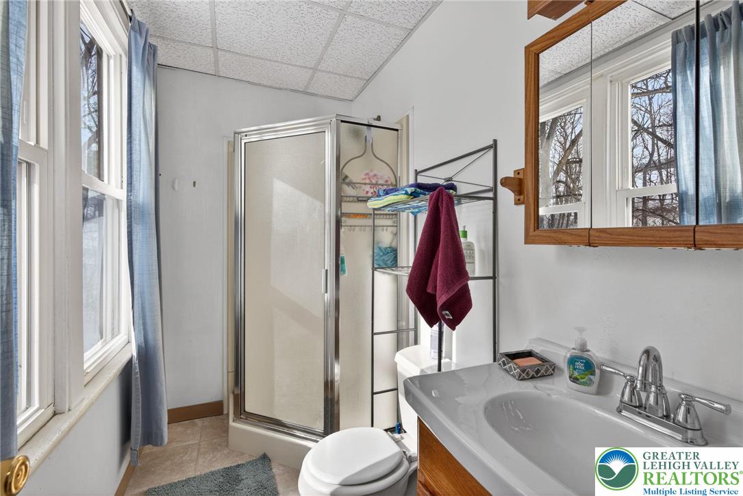 420 7th Street Slatington, PA 18080 - Photo 41 of 54 1st Floor full Bath