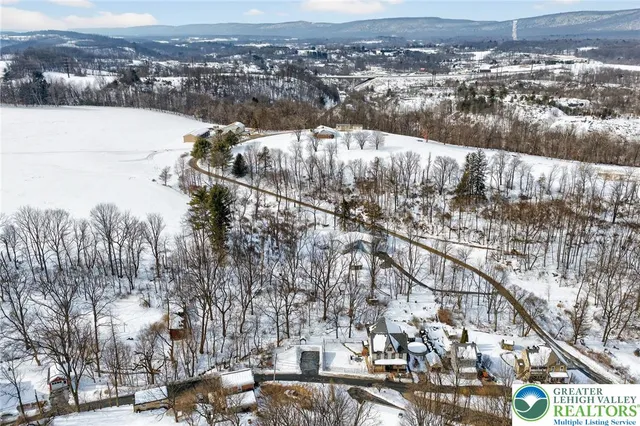 $260,000 | 420 7th Street, Slatington, PA 18080