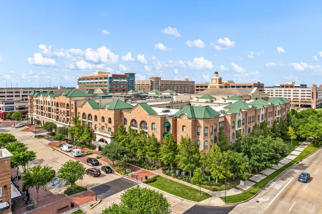 $289,500 | 2299 Lone Star Drive, Unit 405, Sugar Land, TX 77479