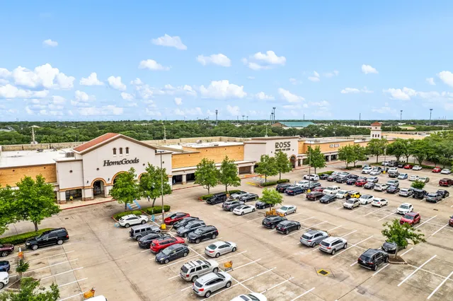 $289,500 | 2299 Lone Star Drive, Unit 405, Sugar Land, TX 77479
