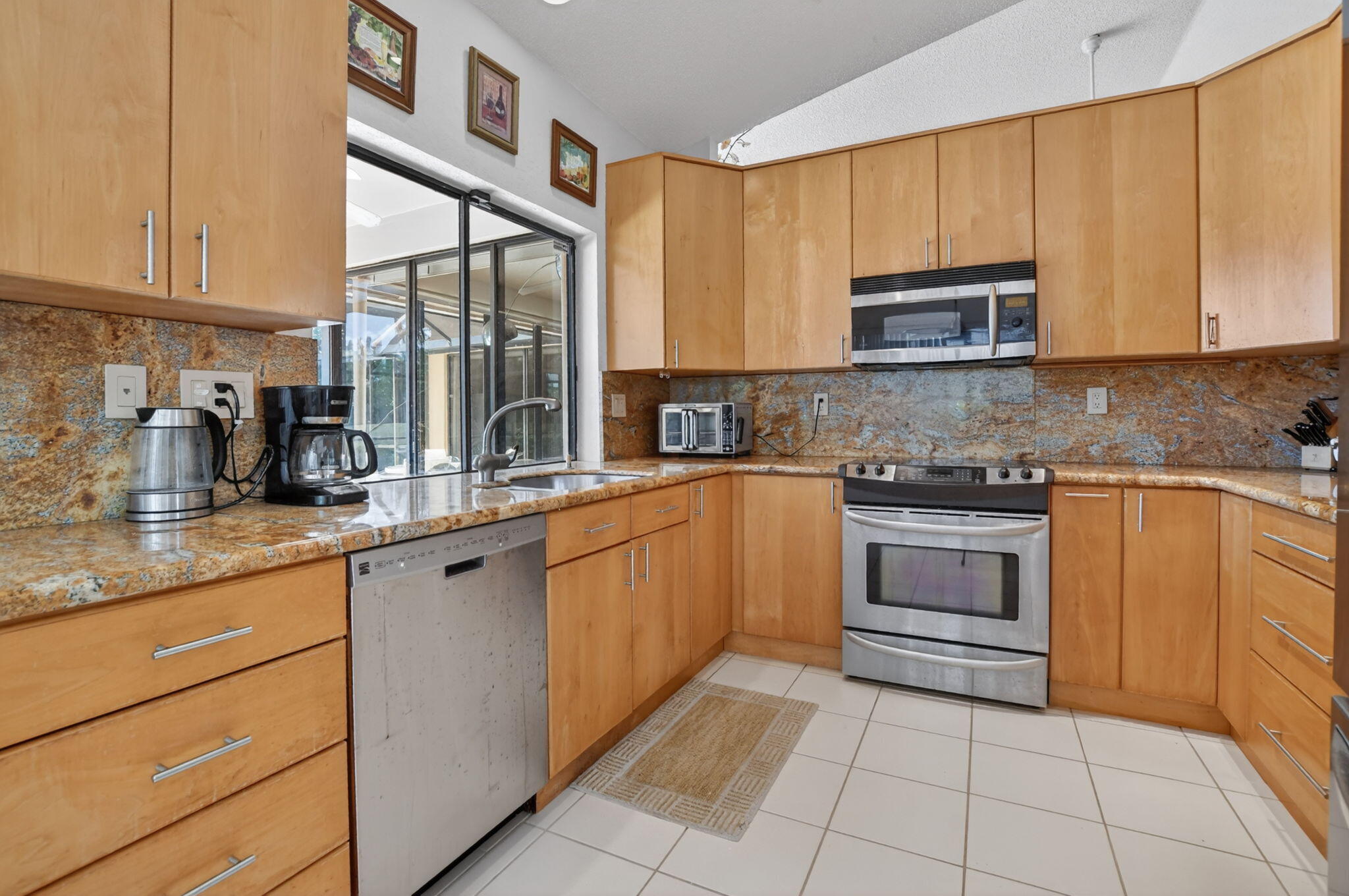 19348 Cherry Hills Terrace Boca Raton, FL 33498 - Photo 13 of 52 16-web-or-mls-DSC_8045