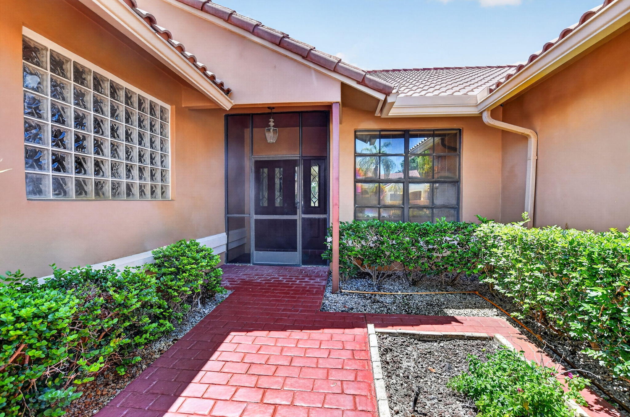 19348 Cherry Hills Terrace Boca Raton, FL 33498 - Photo 2 of 52 5-web-or-mls-DSC_7921
