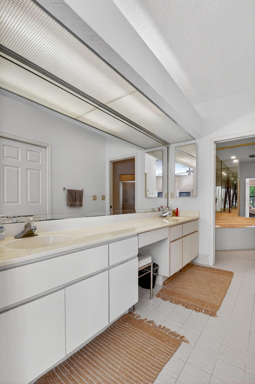 19348 Cherry Hills Terrace Boca Raton, FL 33498 - Photo 23 of 52 26-web-or-mls-DSC_8000