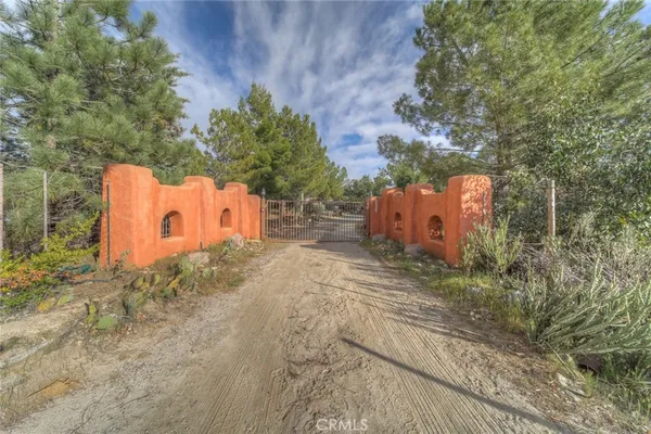 $707,000 | 37440 Old Forest Road, Anza, CA 92539