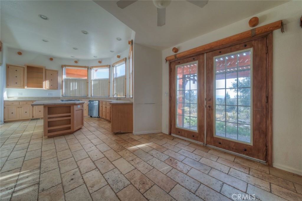 37440 Old Forest Road Anza, CA 92539 - Photo 16 of 72 Dining area