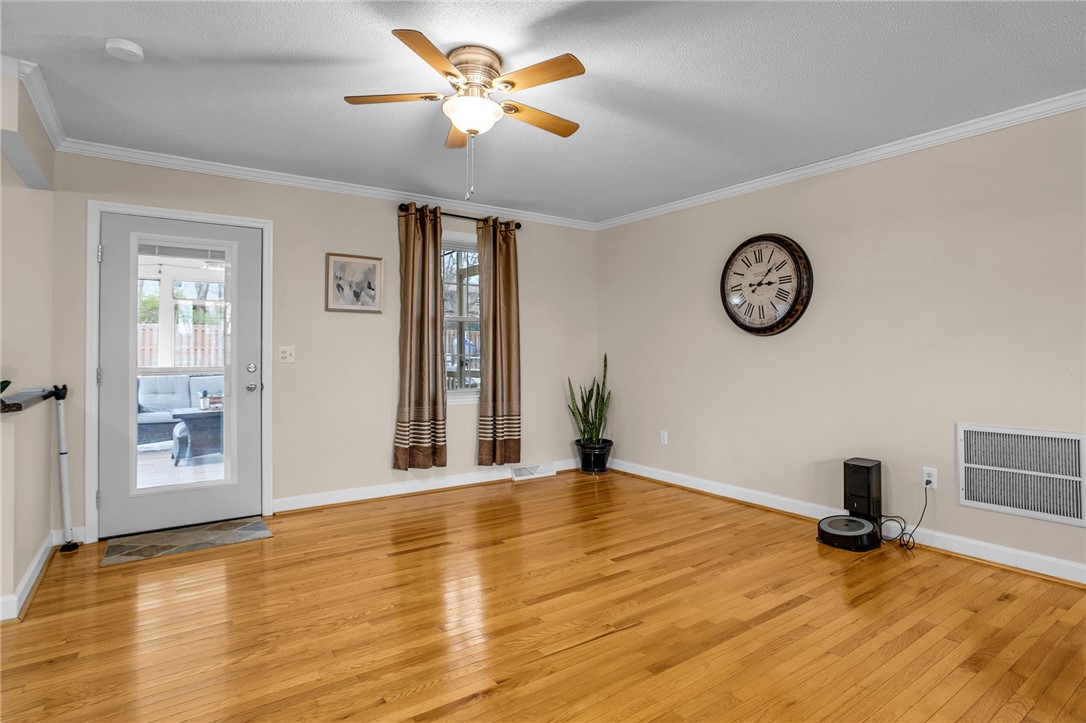 305 Clay Street Easley, SC 29642 - Photo 11 of 50