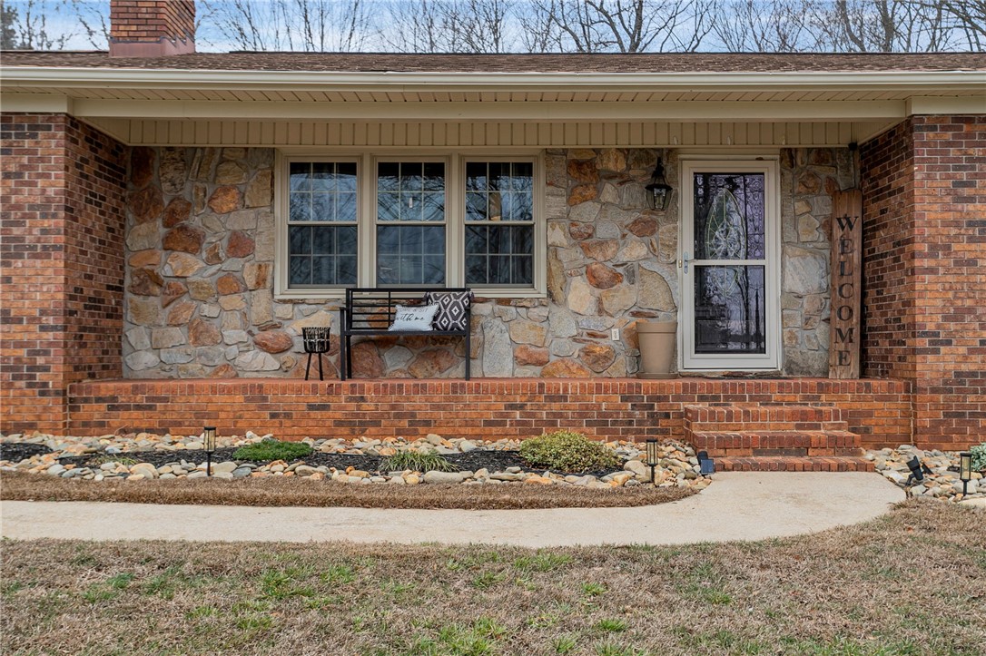 305 Clay Street Easley, SC 29642 - Photo 2 of 50