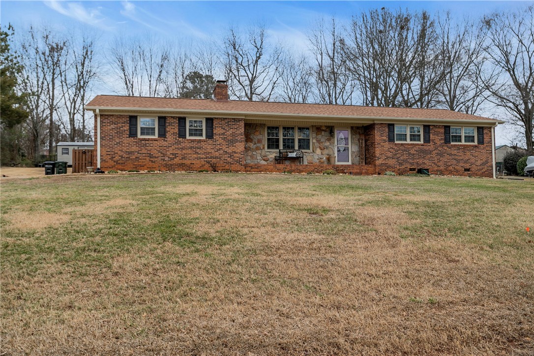 305 Clay Street Easley, SC 29642 - Photo 4 of 50
