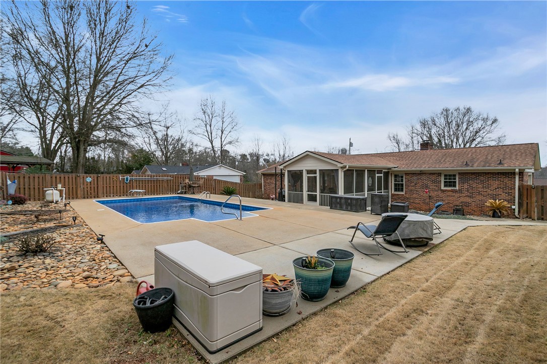 305 Clay Street Easley, SC 29642 - Photo 45 of 50