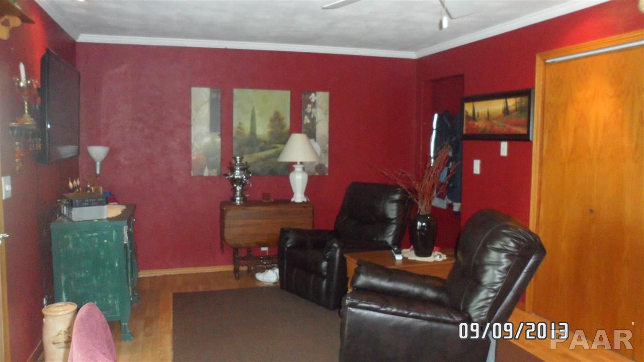 127 Pecan Street Canton, IL 61520 - Photo 26 of 34 Gallery Image 26