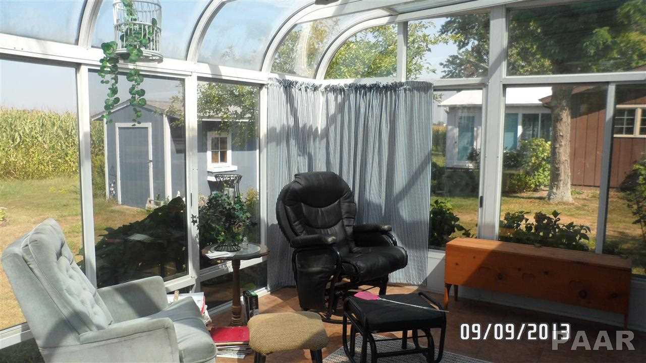 127 Pecan Street Canton, IL 61520 - Photo 28 of 34 Gallery Image 28