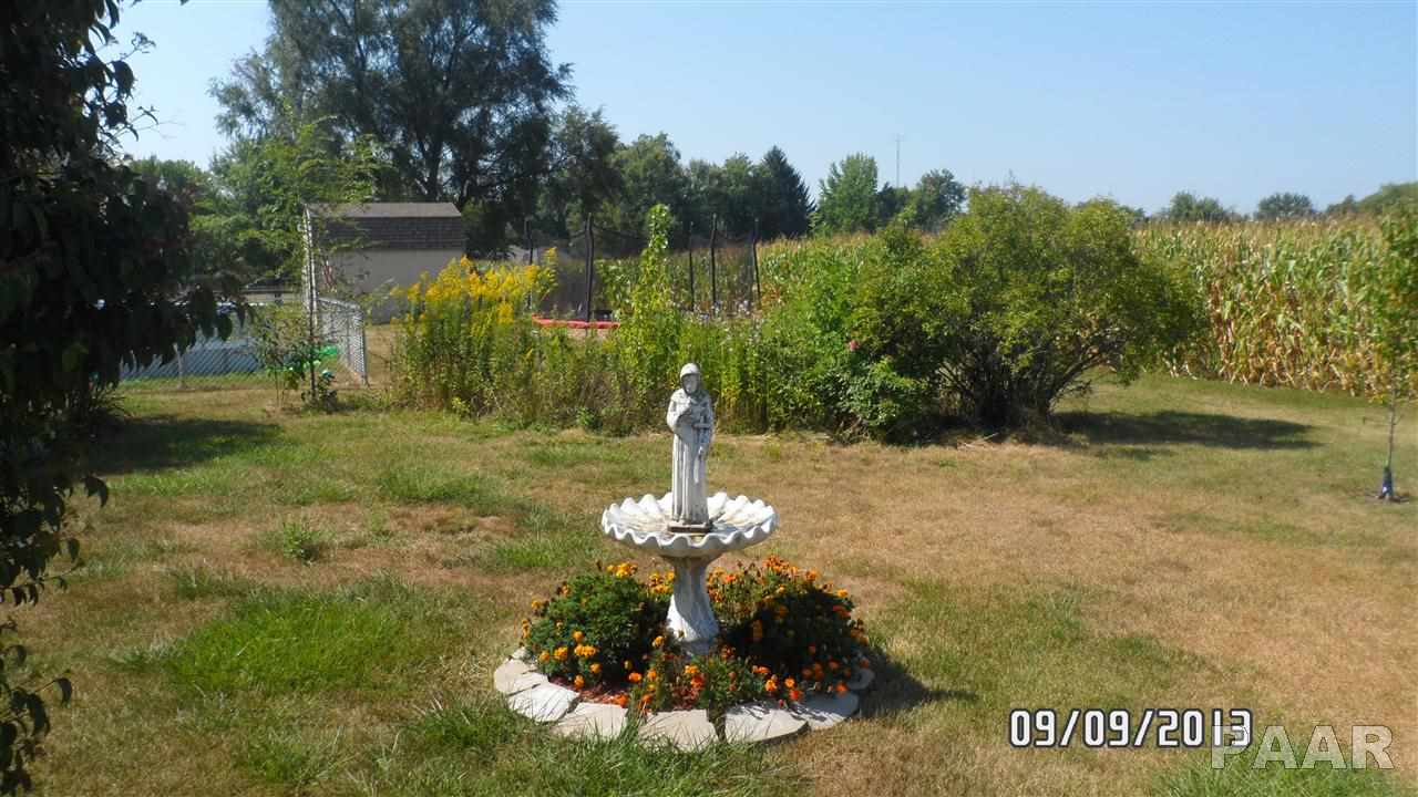 127 Pecan Street Canton, IL 61520 - Photo 30 of 34 Gallery Image 30