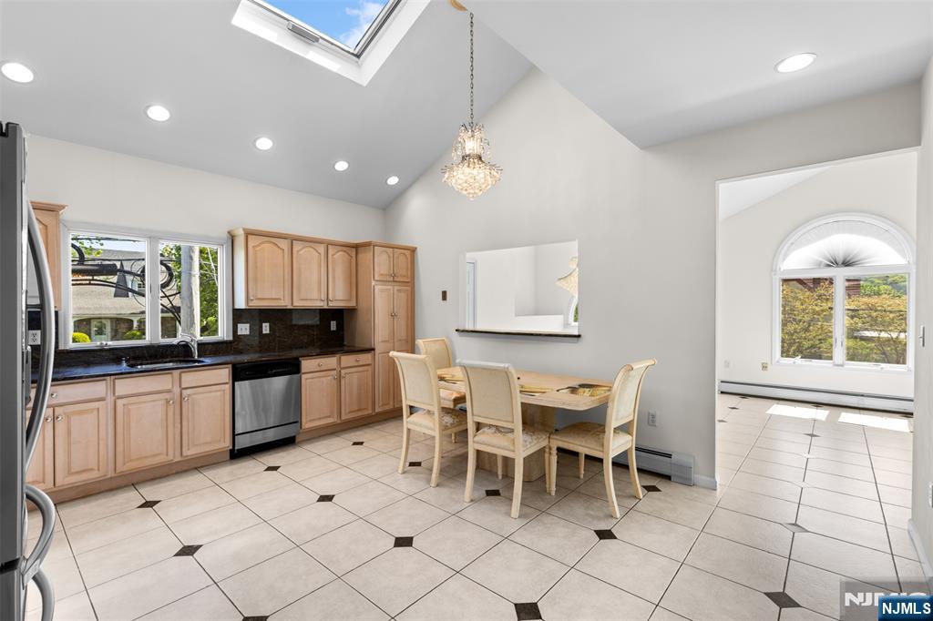 499 Morse Avenue Ridgefield, NJ 07657 - Photo 17 of 45