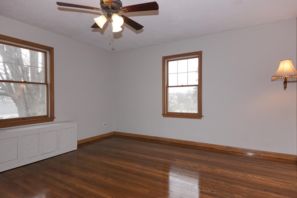 90 Beal Road Waltham, MA 02453 - Photo 16 of 27 Gallery Image 16