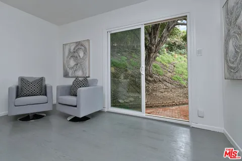 $2,599,000 | 4053 Harclare Lane, Encino, CA 91436