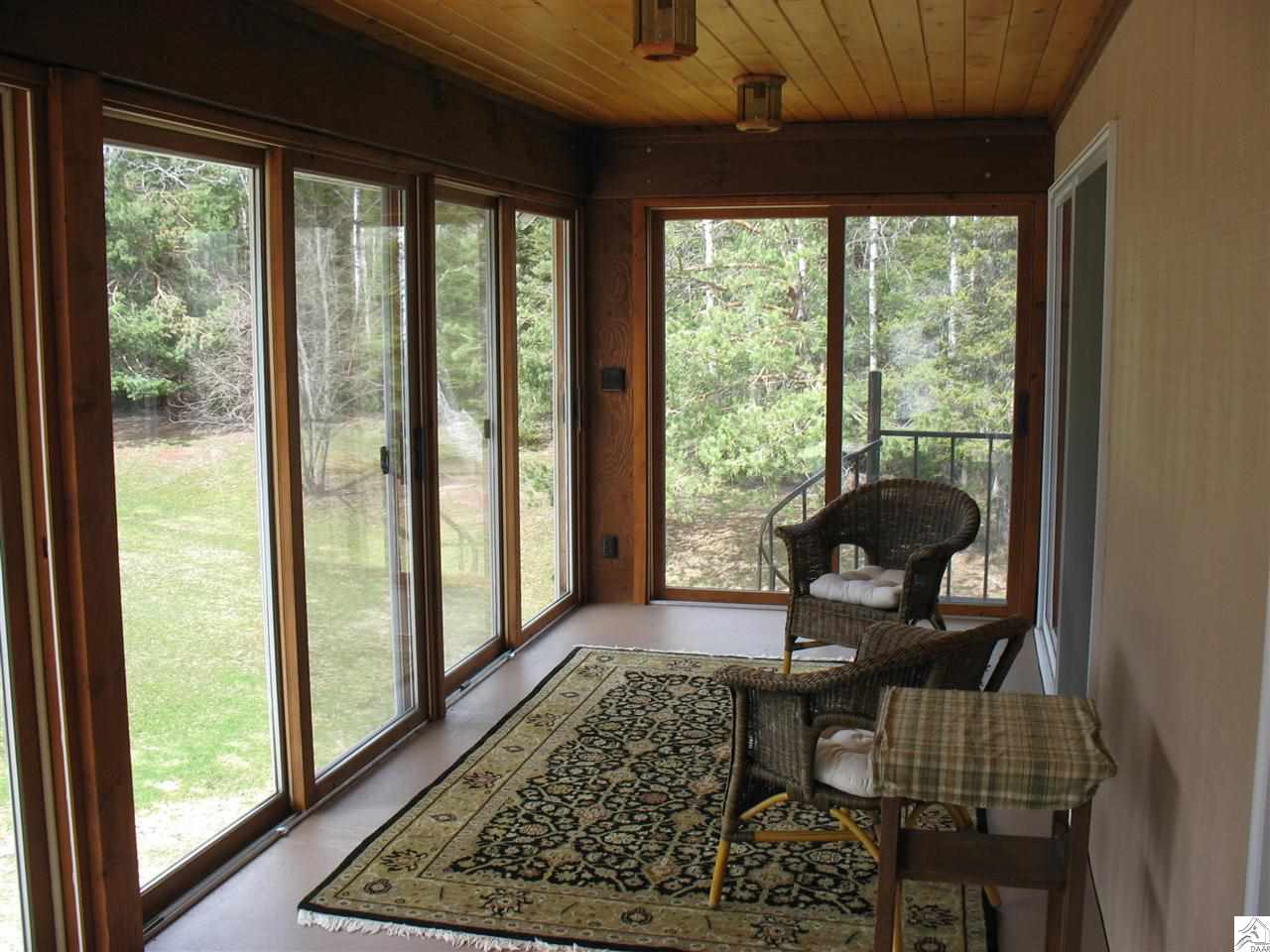 615 Valley Road Two Harbors, MN 55616 - Photo 5 of 17 Sunroom Glass Porch