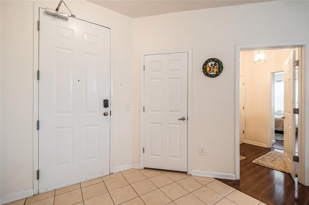 612 Terrace Ridge Circle, Unit 612 Davenport, FL 33896 - Photo 4 of 45 a view of an empty room